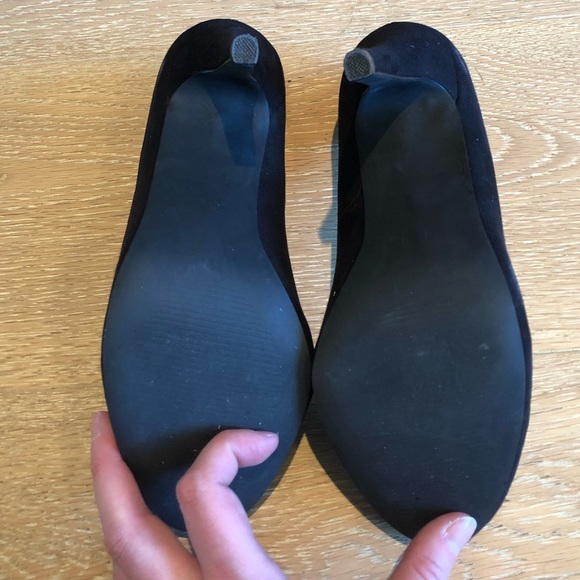 Black High Heels - Picture 3 of 3